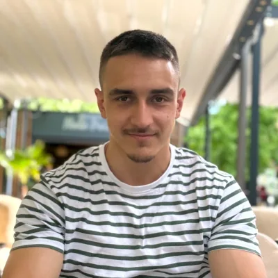 Bogdan, CEO i programer ETF, stručnjak za web razvoj i dizajn