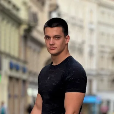 Strahinja, arhitekta i osnivač AiSajt tima za izradu web sajtova